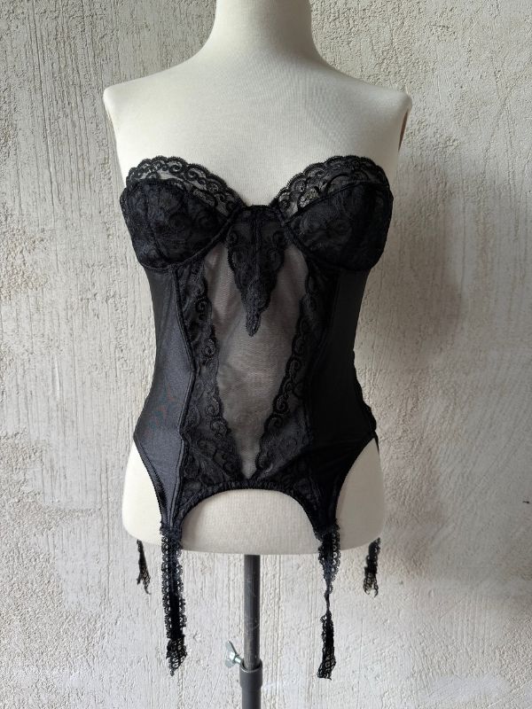 221_dettgalio_corsetto nero vintage