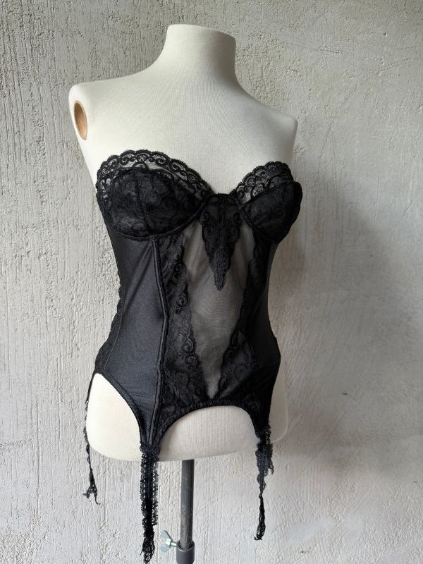 221_lato_corsetto nero vintage