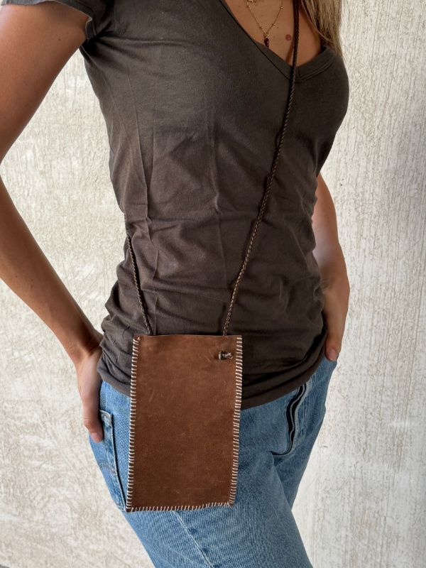 porta cellulare marrone 3
